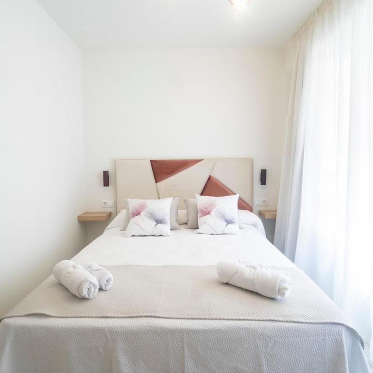 La Molaina de Gracia A - Two-Bedroom Apartment - 32