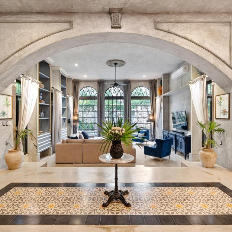 Casa Halo - Mansion, Nightclub, Pool, Sonos, Gated, Staff - Villa - 4
