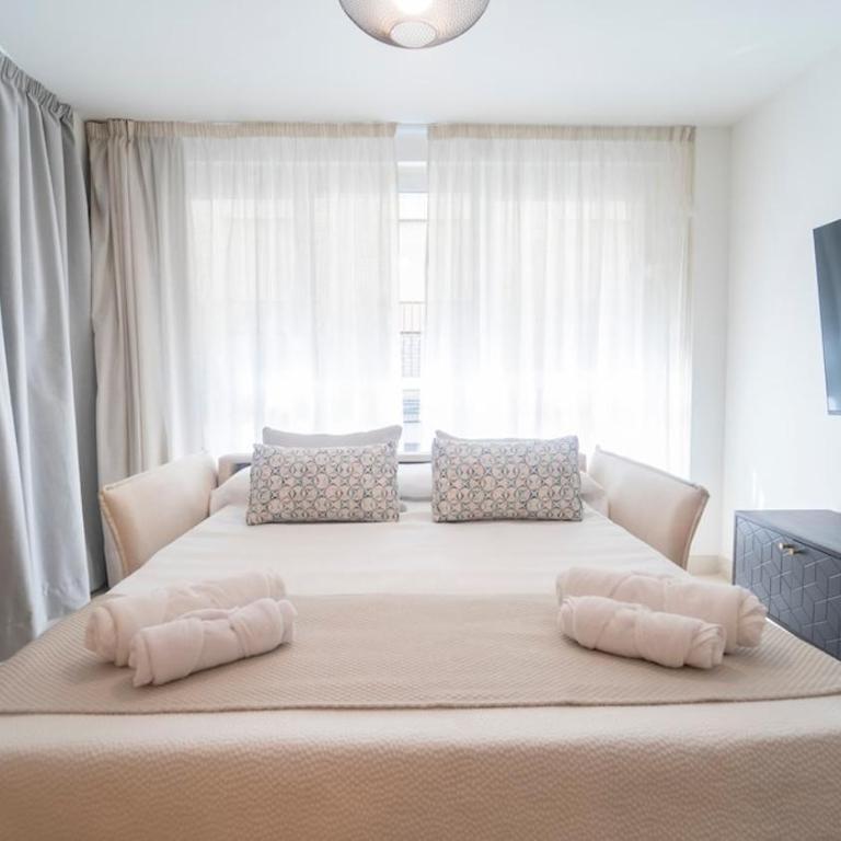 La Molaina de Gracia B - Two-Bedroom Apartment - 22