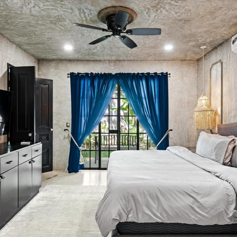 Casa Halo - Mansion, Nightclub, Pool, Sonos, Gated, Staff - Villa - 32