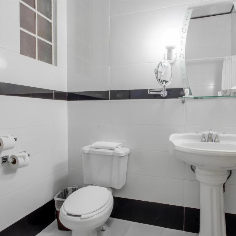 Best Western Majestic - Double Room with Two Double Beds - 4