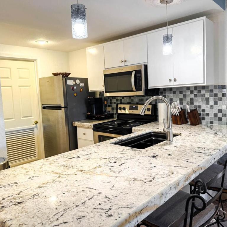 Princesa de Peñasco Condo B209 Sandy Beach Puerto Peñasco - Two-Bedroom Apartment with Balcony and Sea View - 12
