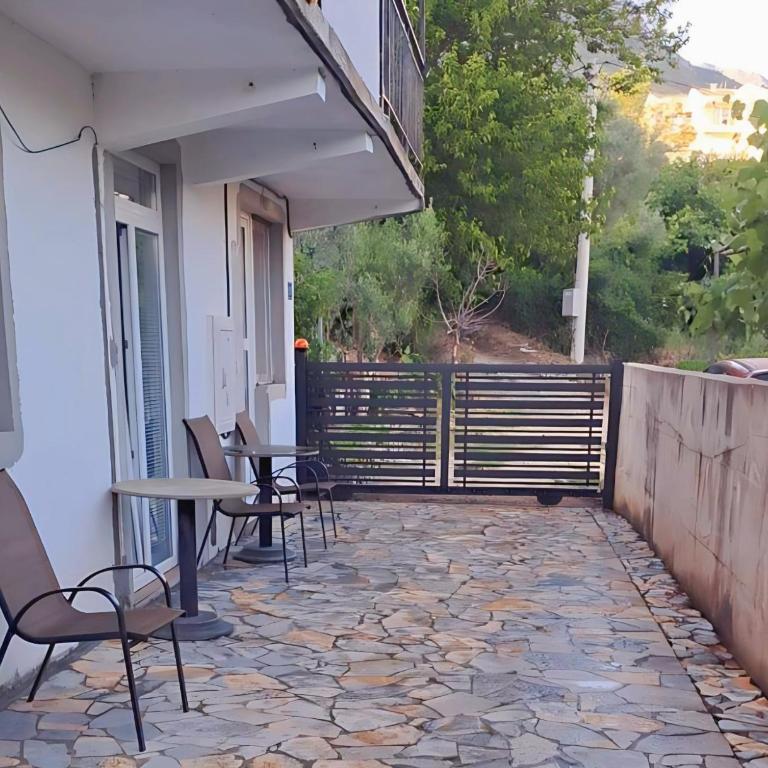 Sunny Nest Studio Bar - Studio Apartment - 22