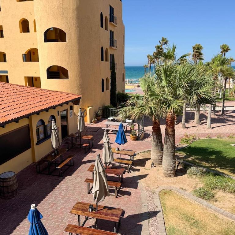 Princesa de Peñasco Condo D209 Sandy Beach Puerto Peñasco - Two-Bedroom Apartment with Balcony and Sea View - 16
