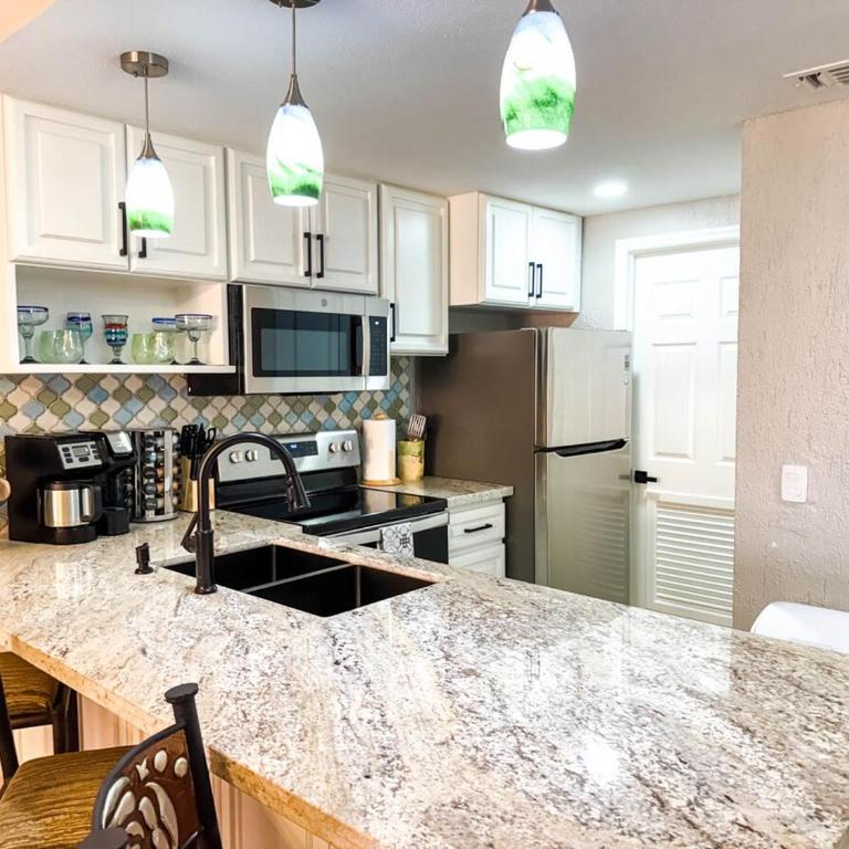 Princesa de Peñasco Condo D209 Sandy Beach Puerto Peñasco - Two-Bedroom Apartment with Balcony and Sea View - 1
