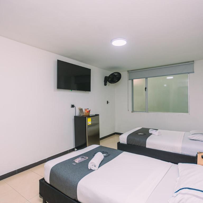 Mandala Hotel Centro - Budget Twin Room - 5