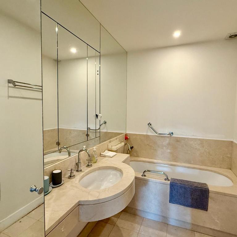 Seine View 120m2-2bedrooms - Appartement 2 Chambres avec Vue - 33
