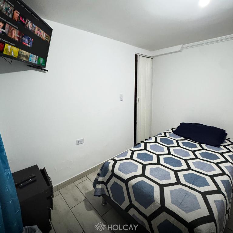 Hospedaje Holcay - Habitación Individual con baño privado - 1