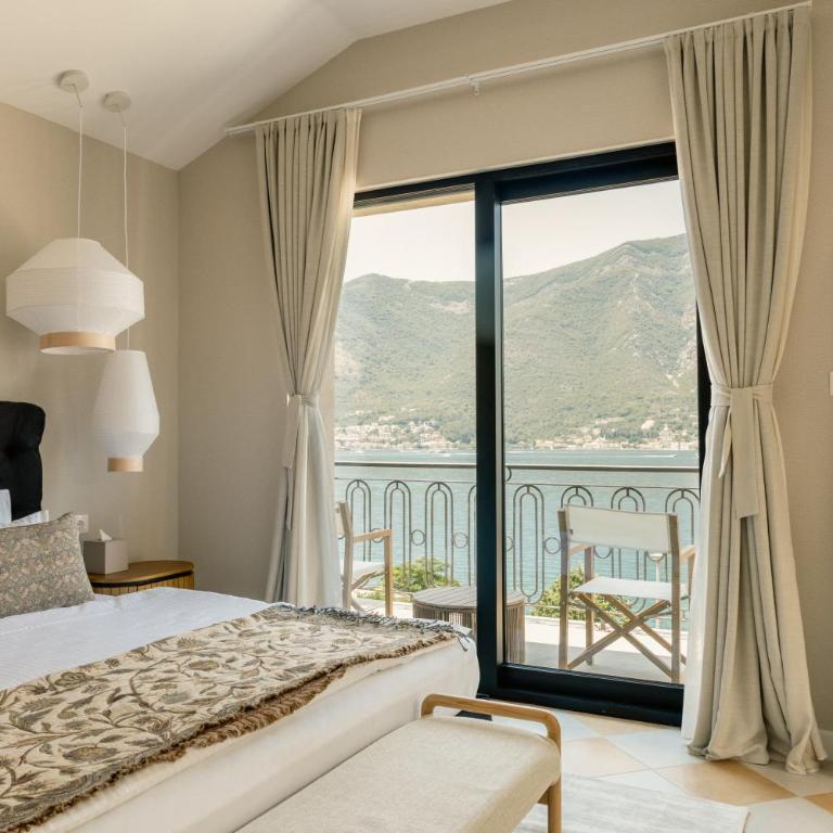 Adiya Signature Hotel - Adults only - Deluks Dvokrevetna soba sa Bračnim Krevetom, Balkonom i Pogledom na More - 1