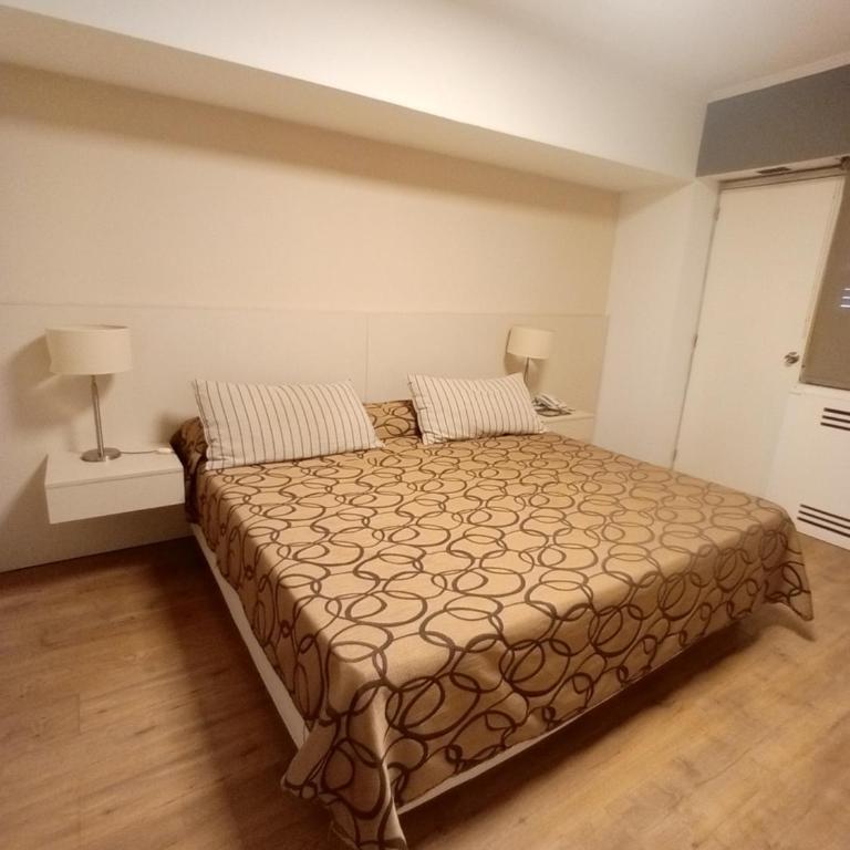 Dr Cesar Carman - Habitación con cama grande - 1