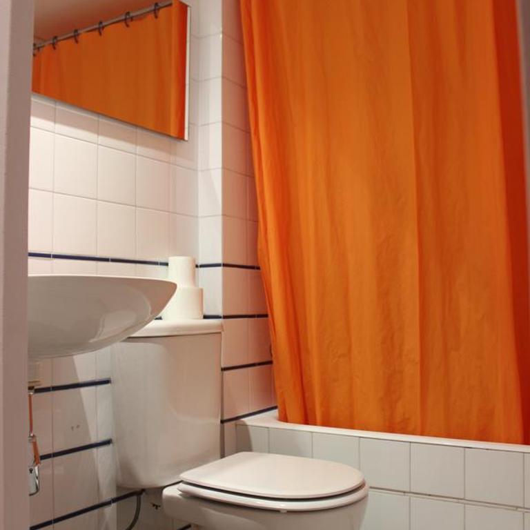 Hostal Cristina - Habitación Doble - 1 o 2 camas - 3