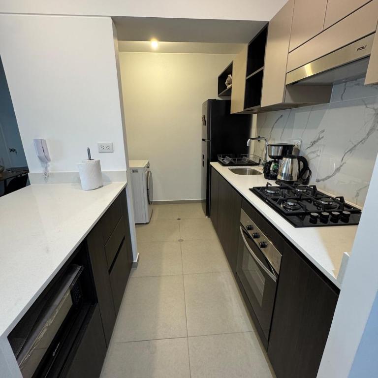 Premium apartment in Miraflores with rooftop pool - Apartamento Superior de 2 dormitorios - 4