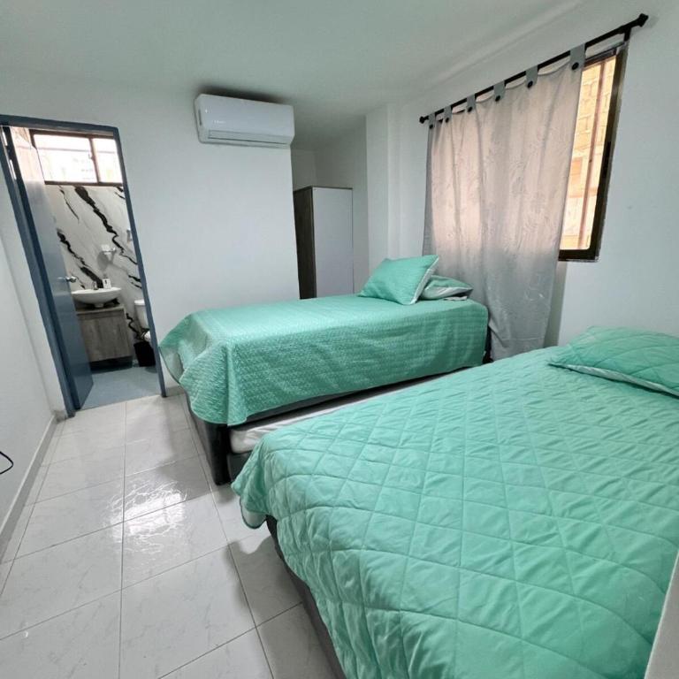 Serene & Comfy Retreat 2min to Beach Parking - Apartamento de 2 dormitorios - 2