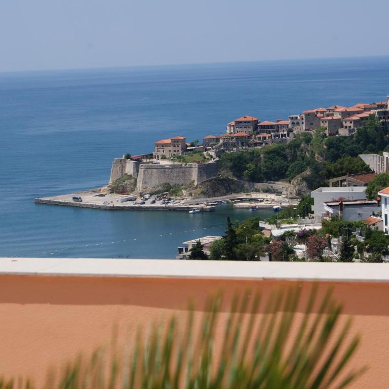 Apartments Panorama Alaj - Dvokrevetna Soba sa Bračnim Krevetom sa Balkonom i Pogledom na More - 42