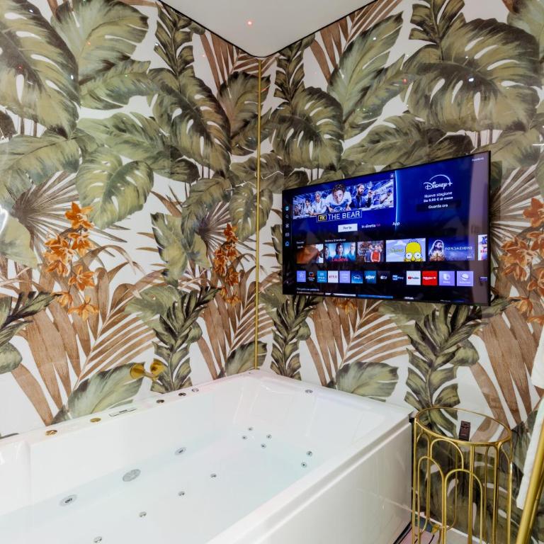 Dove Dormire a Napoli New Opening 2025 - Queen Room with Spa Bath - 2