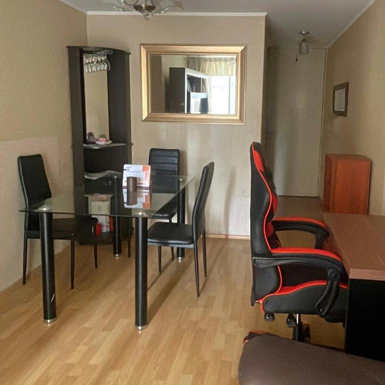 Hermoso apartamento cerca al estadio San Marcos y el Aeropuerto - Three-Bedroom Apartment - 13