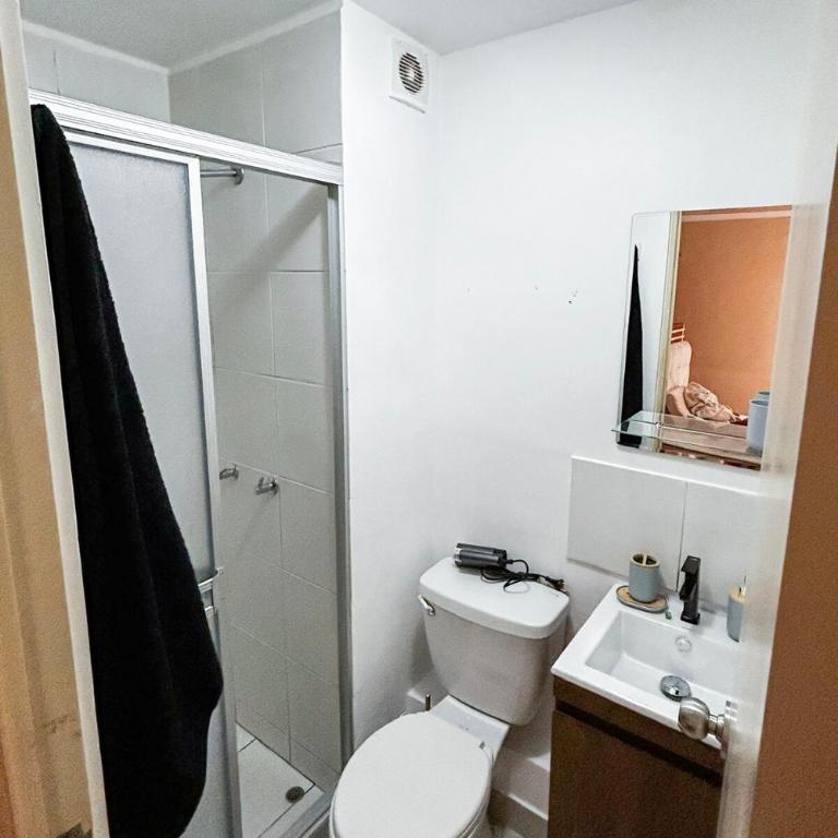 Hermoso apartamento cerca al estadio San Marcos y el Aeropuerto - Three-Bedroom Apartment - 35