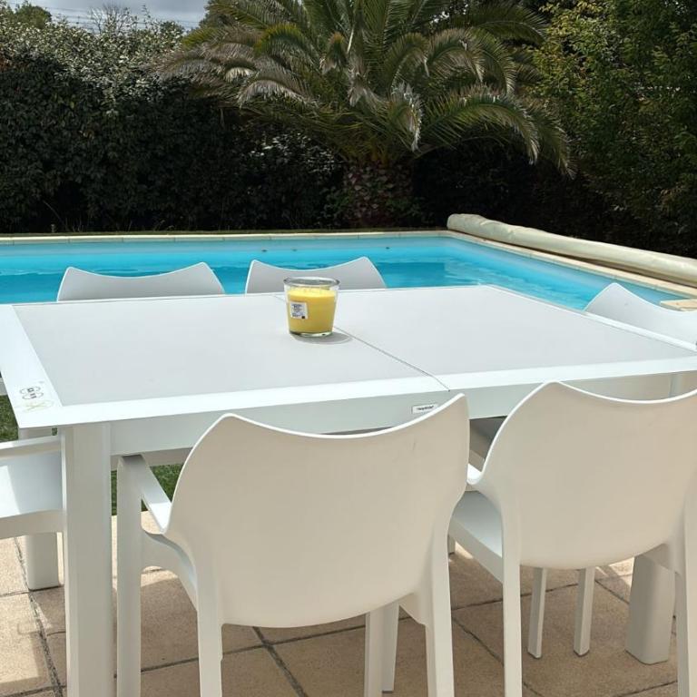 Villa La Hume proche port plage commodités Bassin d'Arcachon avec piscine chauffée - Maison de Vacances 3 Chambres - 53