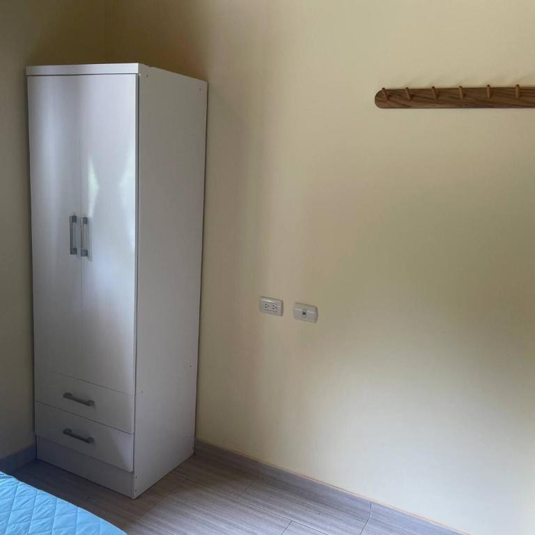 Country House Olon, 3 rooms, guarded neighborhood - Casa - 5