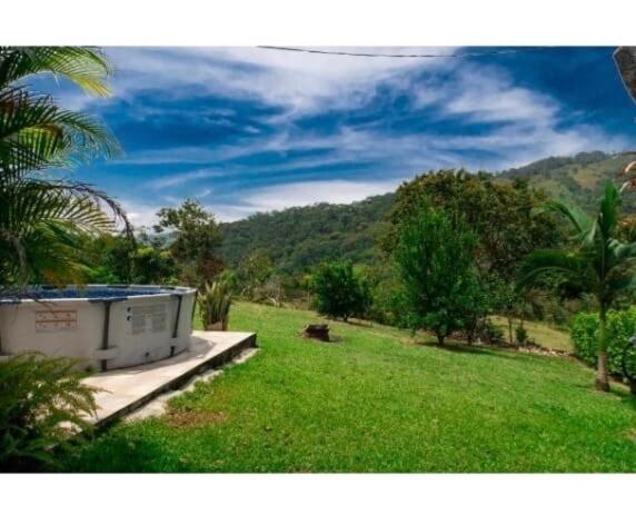 Cabaña en San Rafael Cerca de Ríos y Naturaleza - Three-Bedroom House - 48