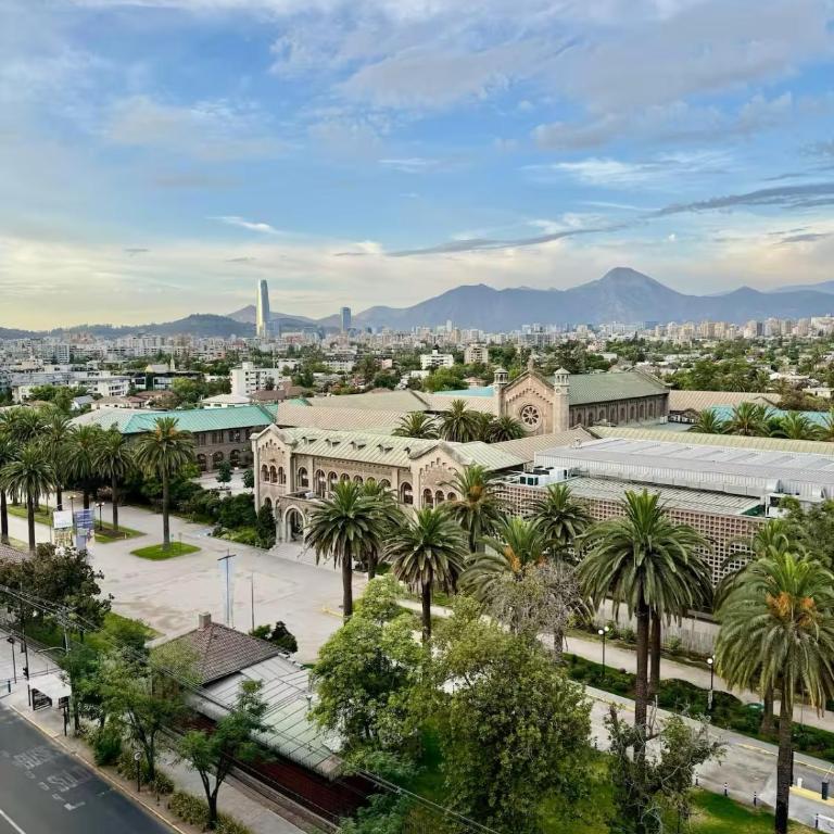 Departamento de Lujo con Vista Panorámica en Providencia - Two-Bedroom Apartment - 1