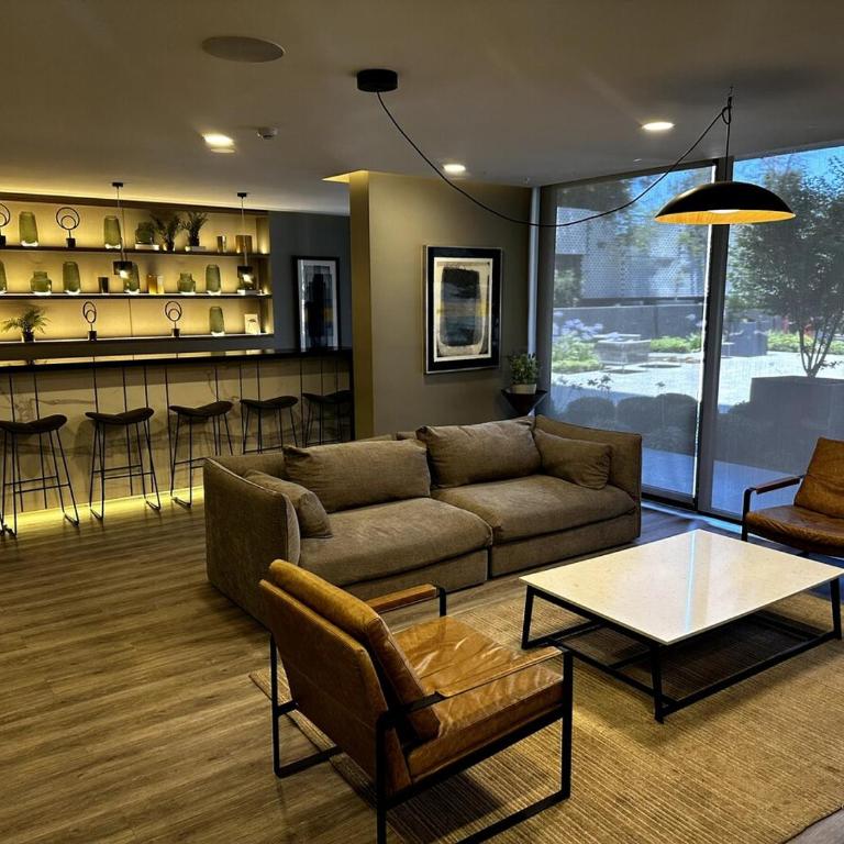 Departamento de Lujo con Vista Panorámica en Providencia - Two-Bedroom Apartment - 15