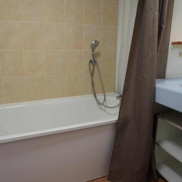 T2 Duplex Moderne au Pied des Pistes - 4 Pers - Appartement 1 Chambre - 7