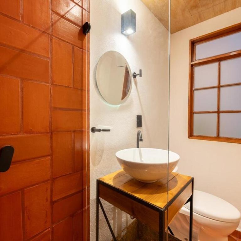 DH3 VIP & Luxurious 2beds APT in Historic Center - One-Bedroom Apartment - 12