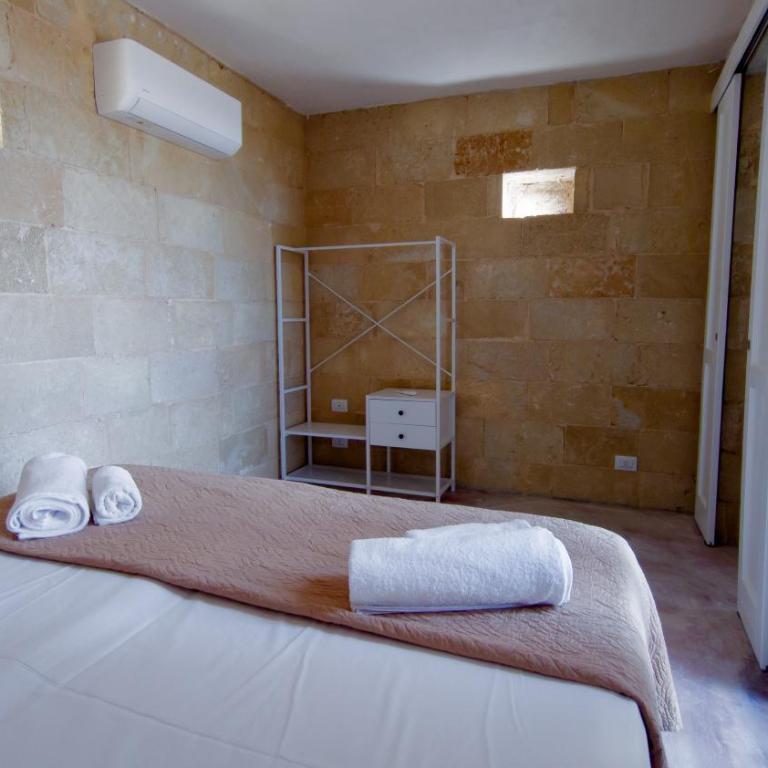 Li Monaci - GALLIPOLI - EcoBio RELAIS - Camera Matrimoniale Piccola - 1