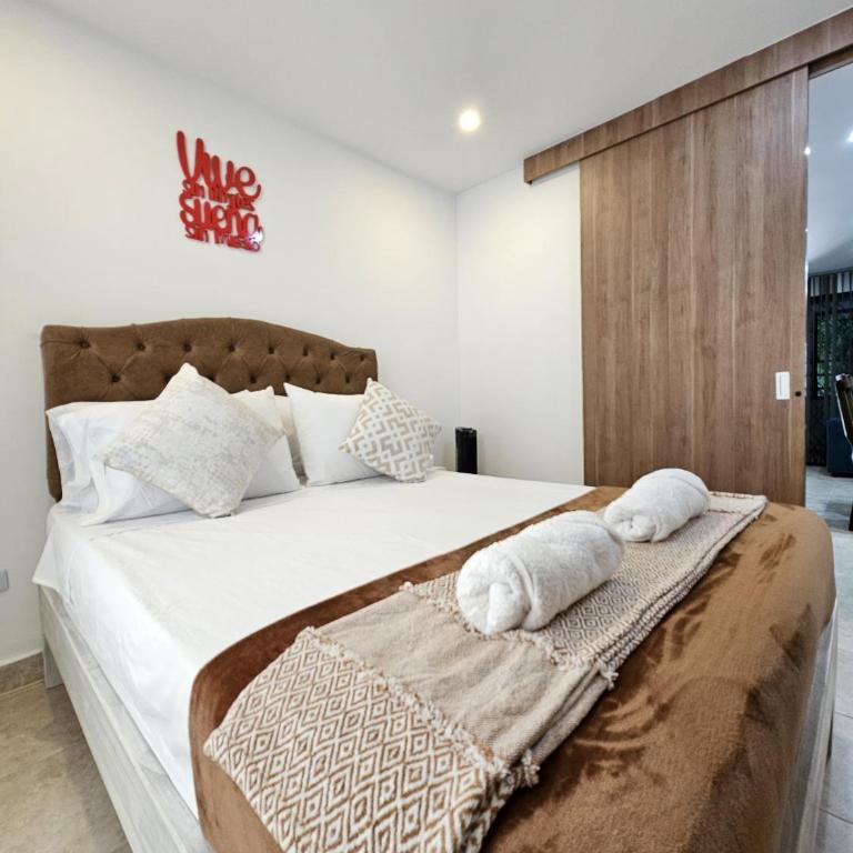 Modern Luxury Laureles Life - One-Bedroom Apartment - 9