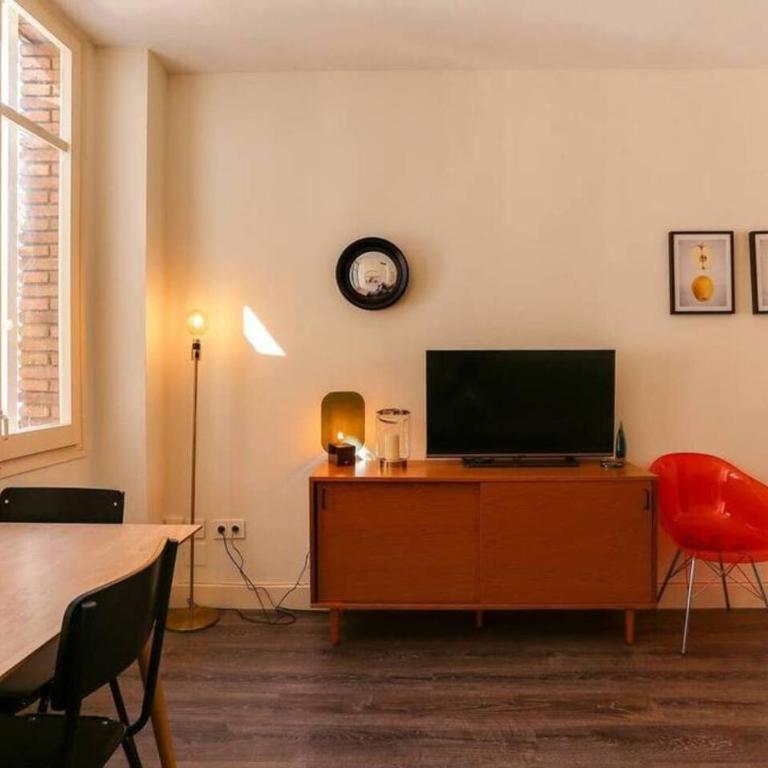 Stylish 2 Bdr In Trendy Gracia - Apartment - 6