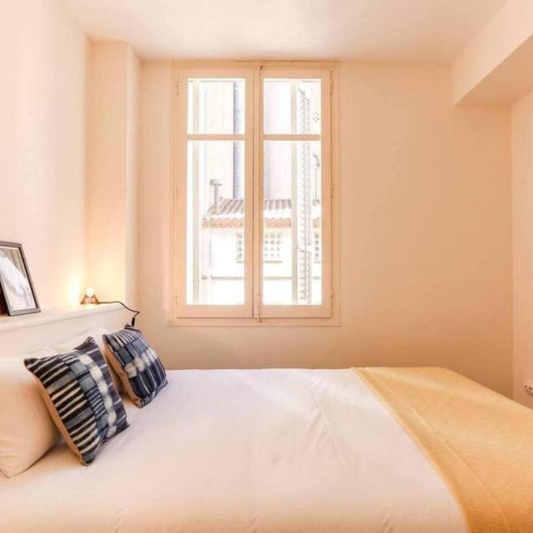 Stylish 2 Bdr In Trendy Gracia - Apartment - 4