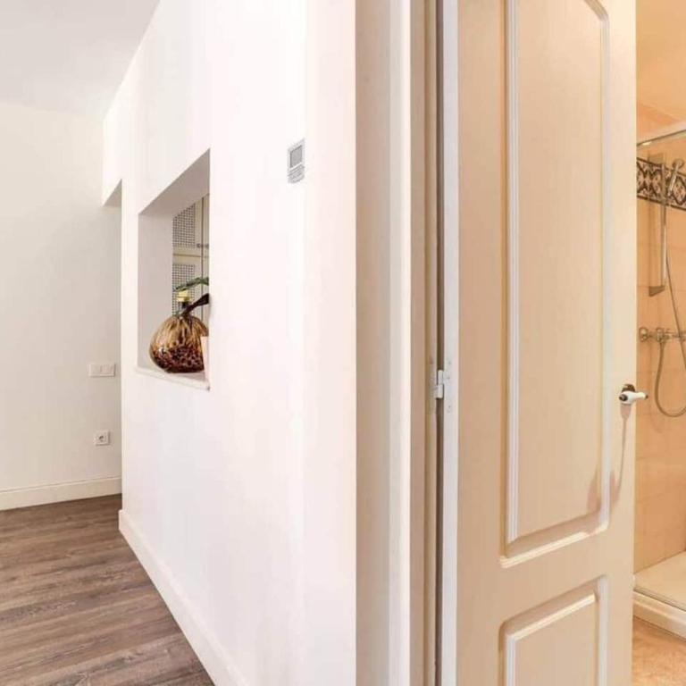 Stylish 2 Bdr In Trendy Gracia - Apartment - 19