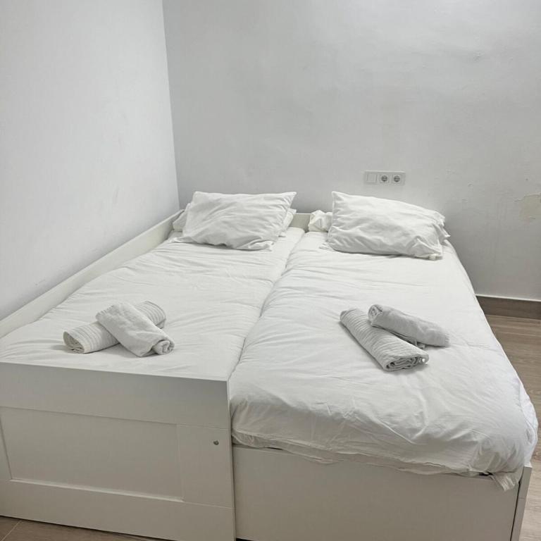 Apartamento a un minuto de la playa HORT - Two-Bedroom Apartment - 11