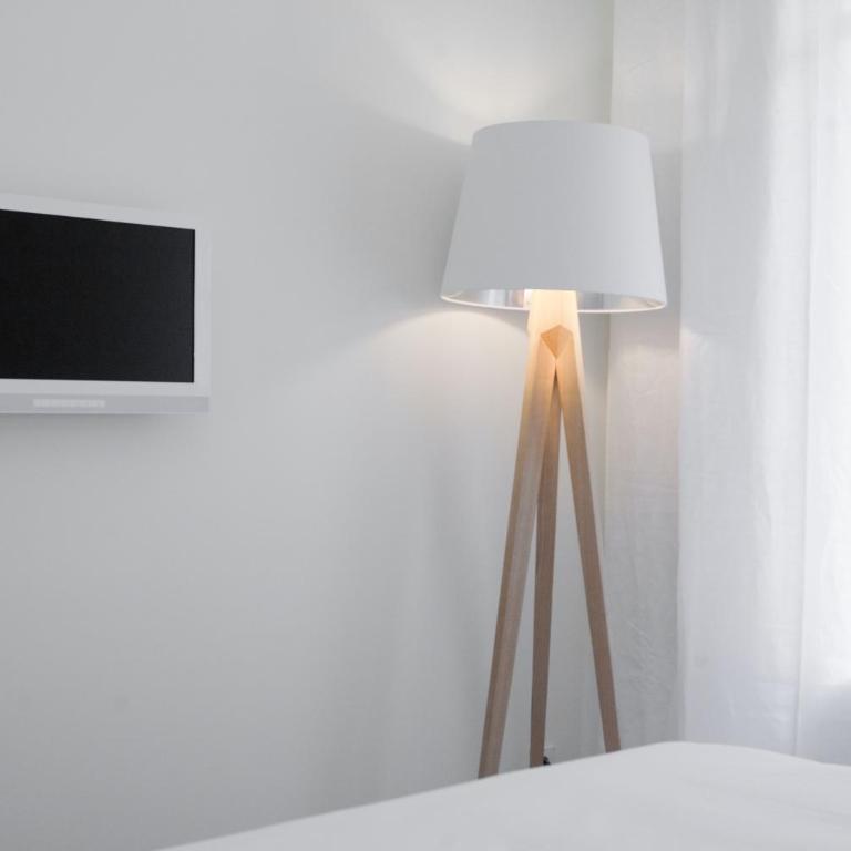 Casanova Charm 4BDR Apartment - Four-Bedroom Apartment - 30