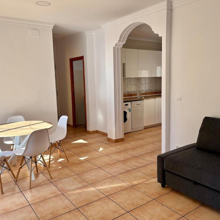 Apartamento primera linea de playa POSIT - Two-Bedroom Apartment - 2