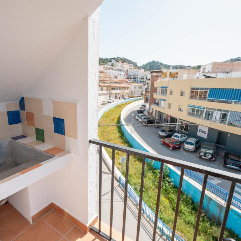 Apartamento Montoya - Two-Bedroom Apartment with Balcony - 10