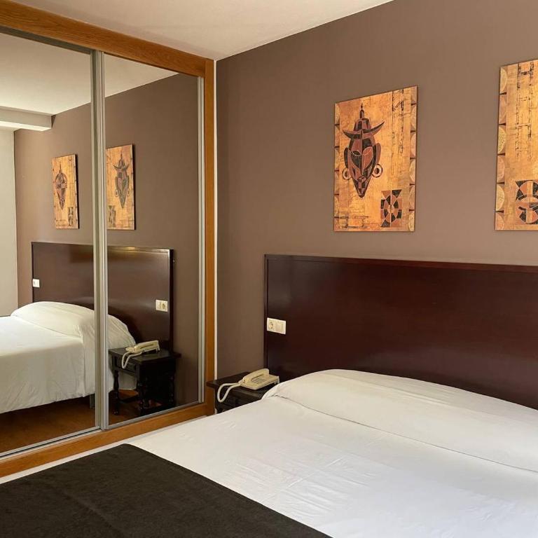 Hotel San Lázaro - Habitación Doble Básica - 1