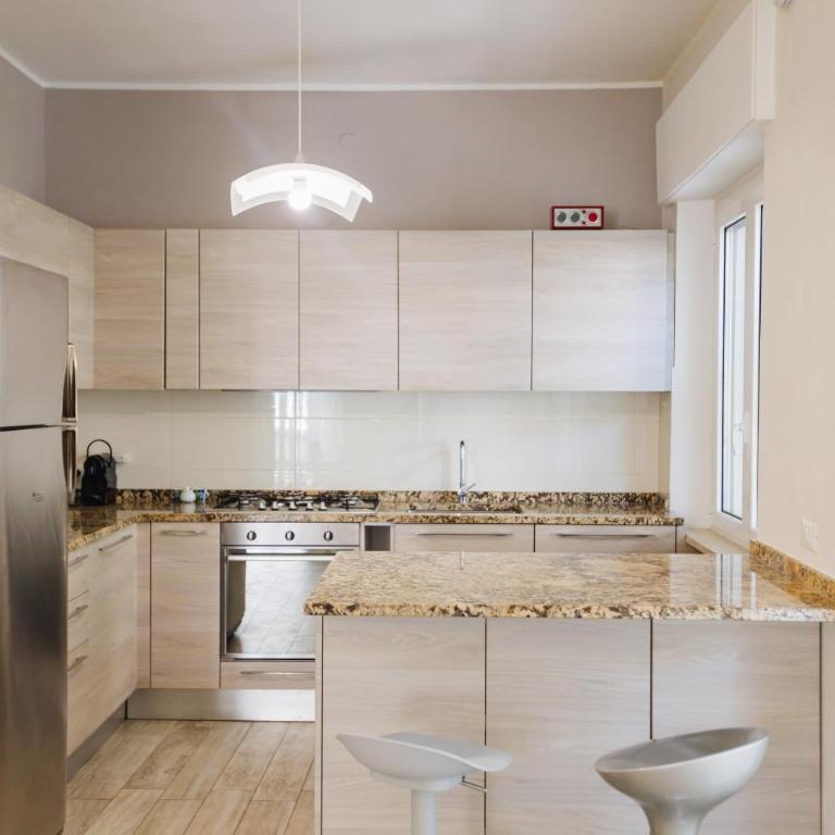 Ampio appartamento in centro Pescaramare - Appartamento con 3 Camere da Letto - 23