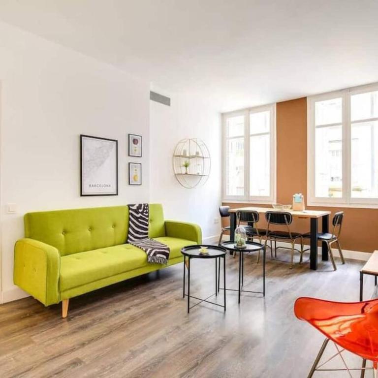 Colorful With Cozy Terrace In Gracia - Apartment - 1