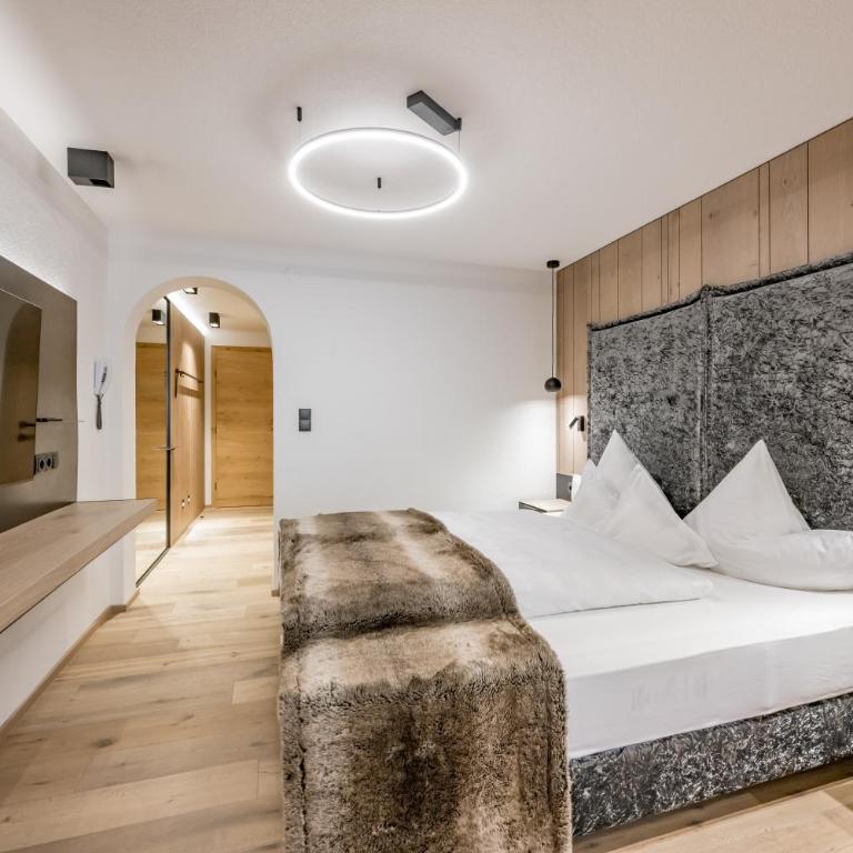 Hotel Grauer Bär - Superior Doppelzimmer - 3