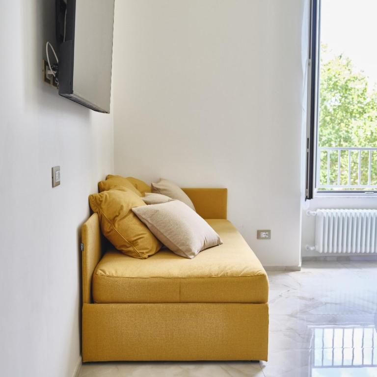 King Vittorio Guest House - Camera Tripla Deluxe - 9