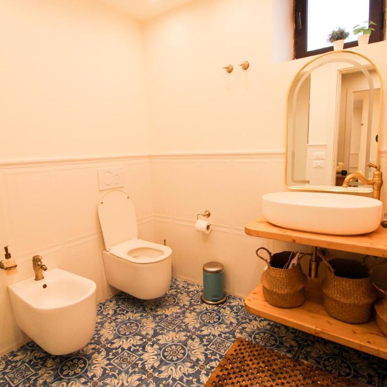 Sicily Wanderloft Luxury Retreat - Two-Bedroom Deluxe Apartment with Balcony - 11