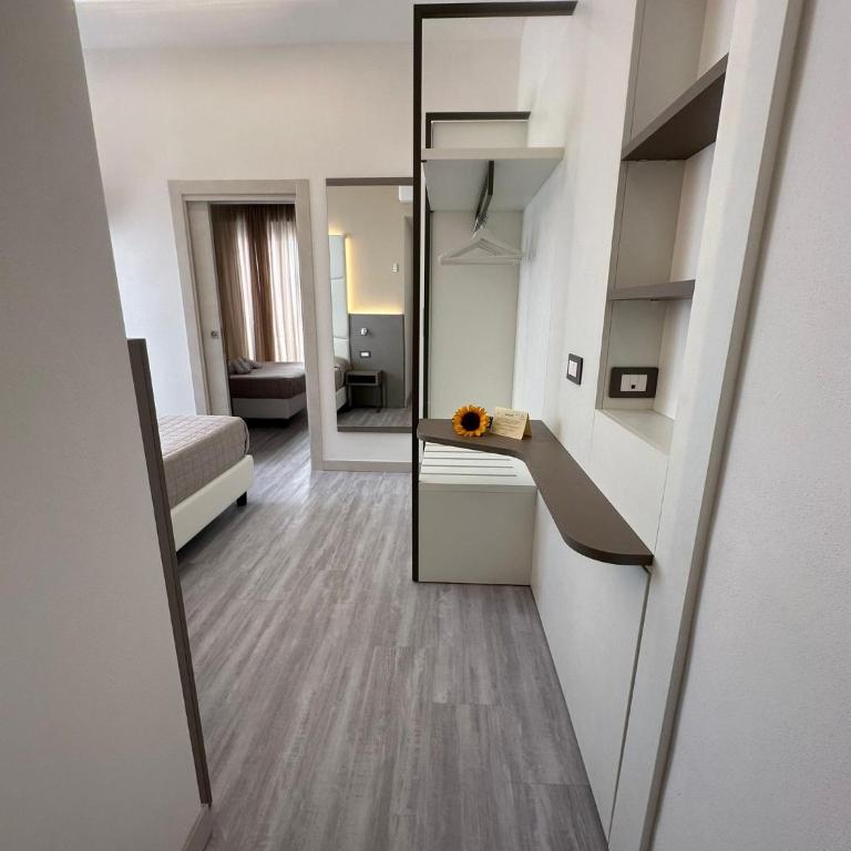 Hotel Cannes - Camera Familiare Superior - 4