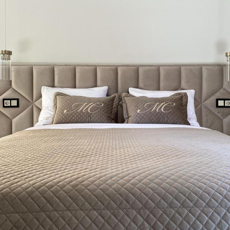 Monaco Premium Suites - Studio Deluxe - 8