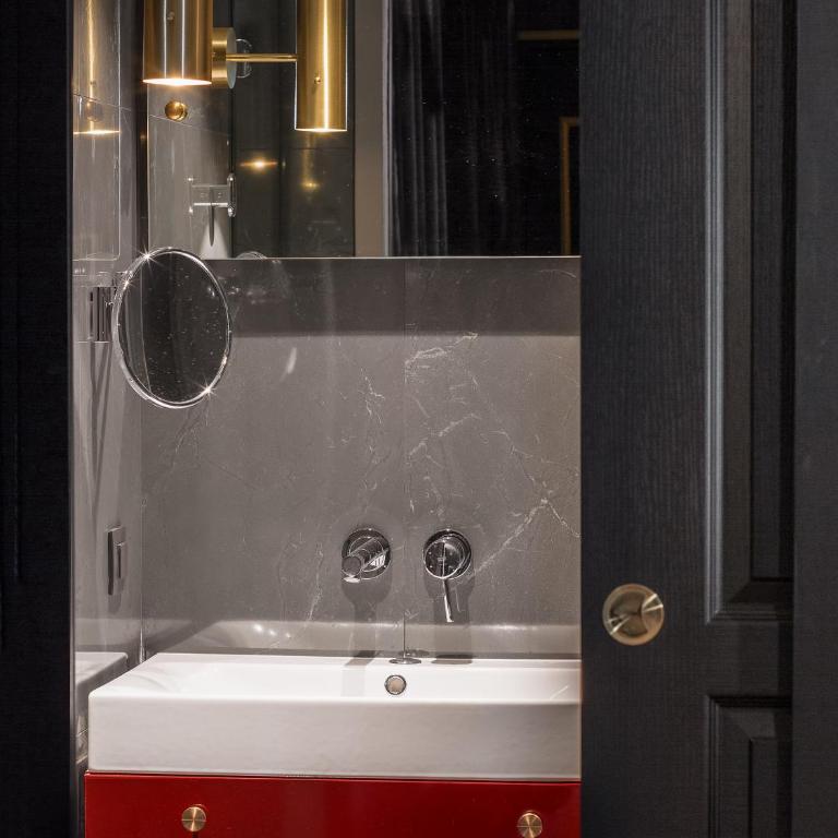 Snob Hotel - Chambre Double Deluxe - 13
