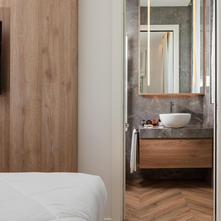Hotel Corallo - Suite with Spa Bath - 13