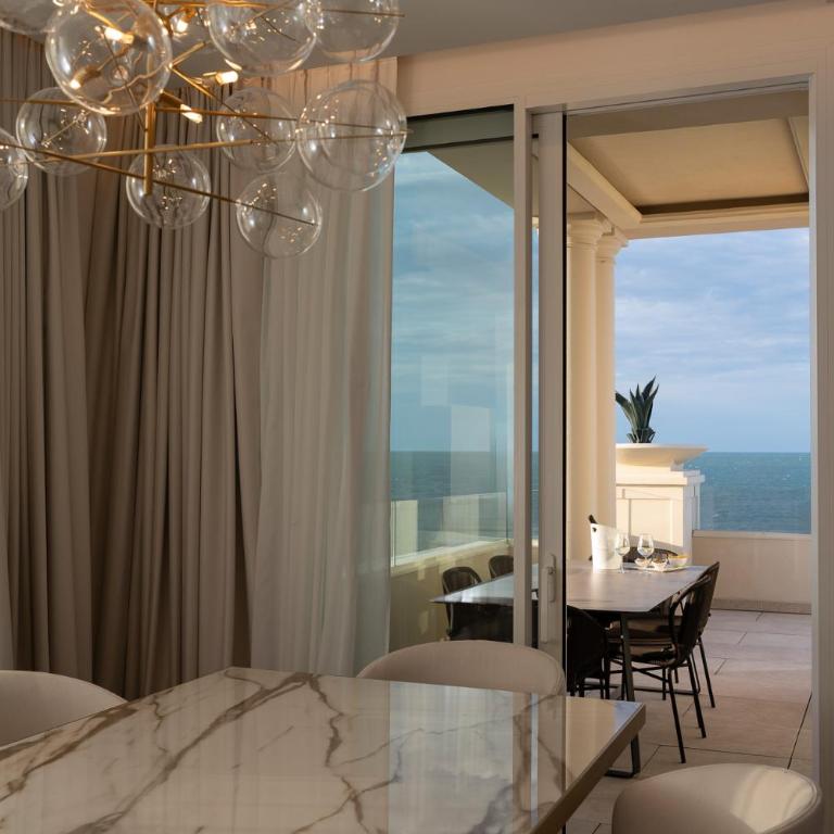 Hotel Corallo - King Suite with Spa Bath - 3