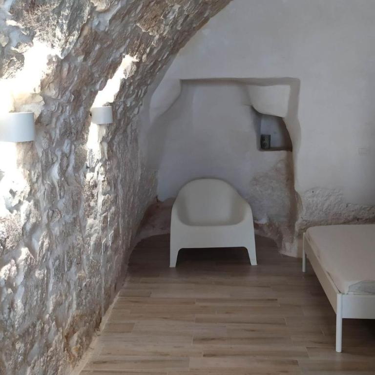 Sotto l'arco - One-Bedroom Apartment - 19