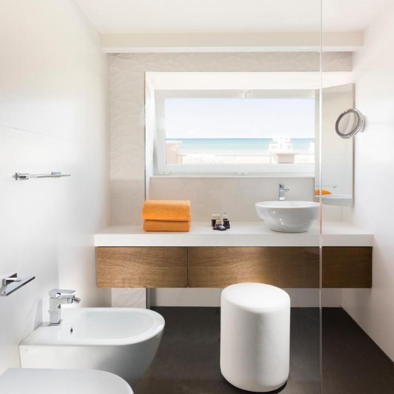 Hotel Corallo - Queen Suite with Spa Bath - 5